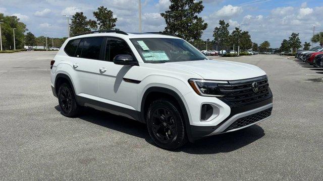 new 2025 Volkswagen Atlas car, priced at $47,013