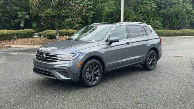 new 2024 Volkswagen Tiguan car, priced at $33,638