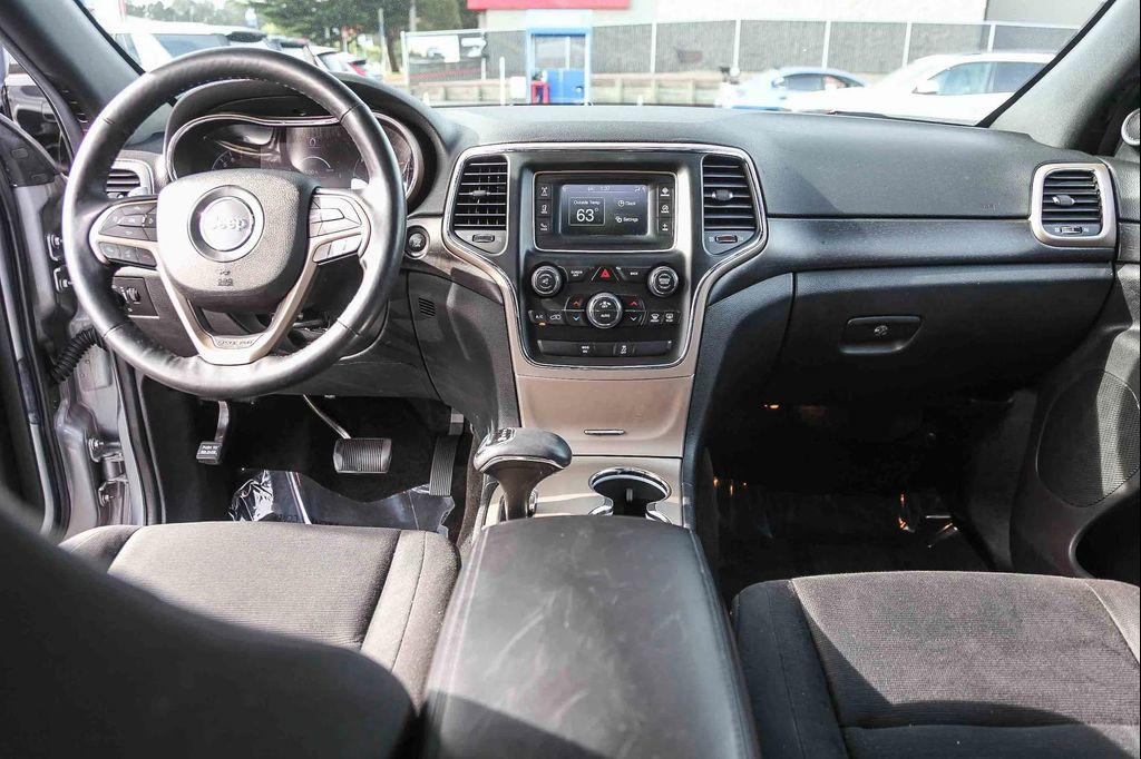 used 2015 Jeep Grand Cherokee car, priced at $12,499
