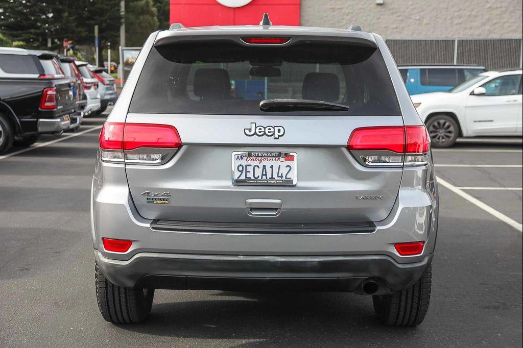 used 2015 Jeep Grand Cherokee car, priced at $12,499