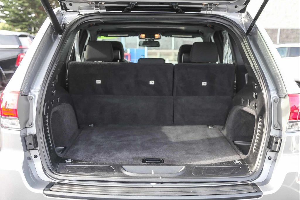 used 2015 Jeep Grand Cherokee car, priced at $12,499