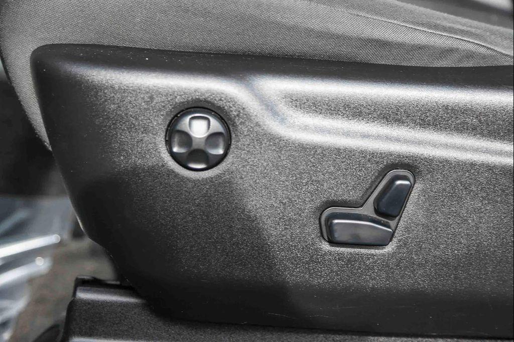 used 2015 Jeep Grand Cherokee car, priced at $12,499