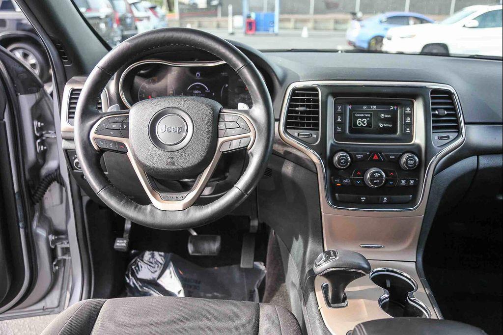 used 2015 Jeep Grand Cherokee car, priced at $12,499