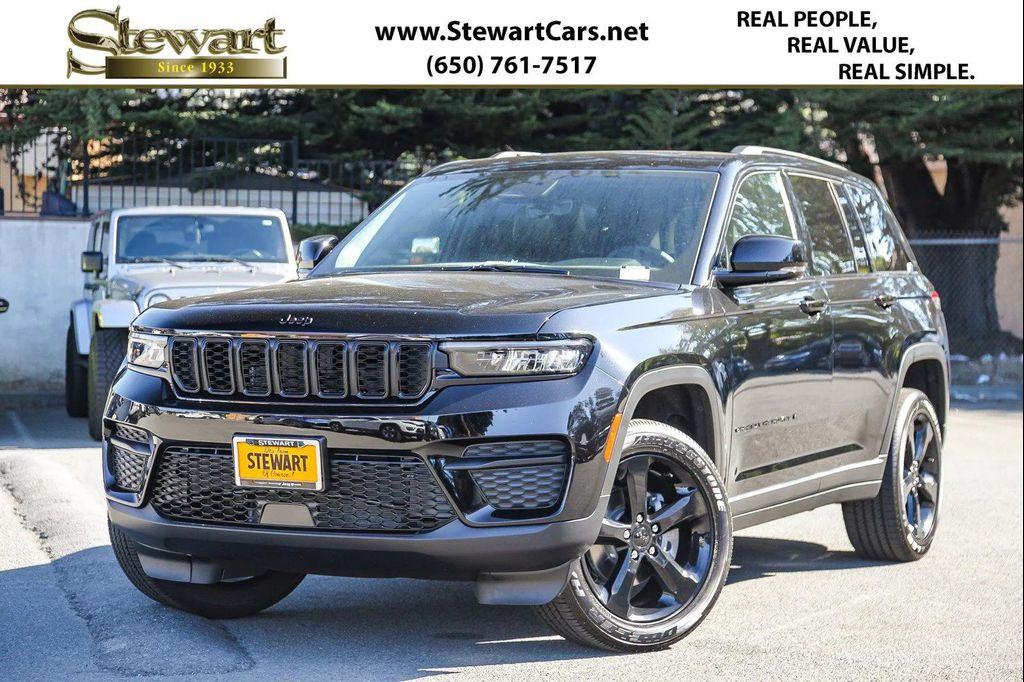 new 2025 Jeep Grand Cherokee car, priced at $46,375