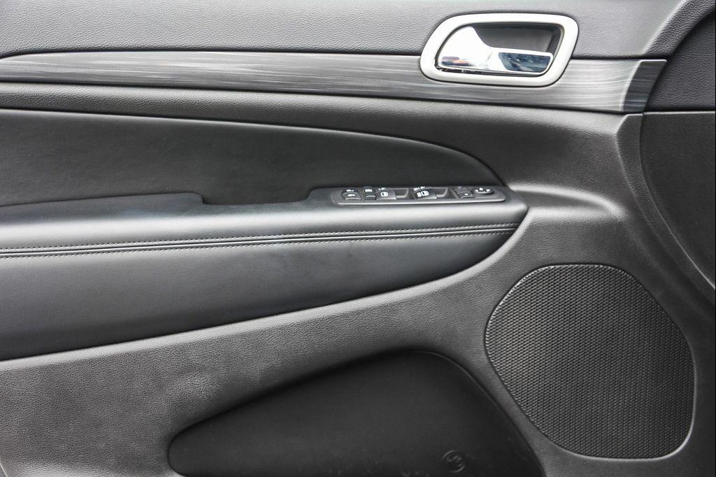 used 2020 Jeep Grand Cherokee car, priced at $25,999