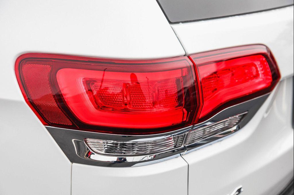used 2020 Jeep Grand Cherokee car, priced at $25,999