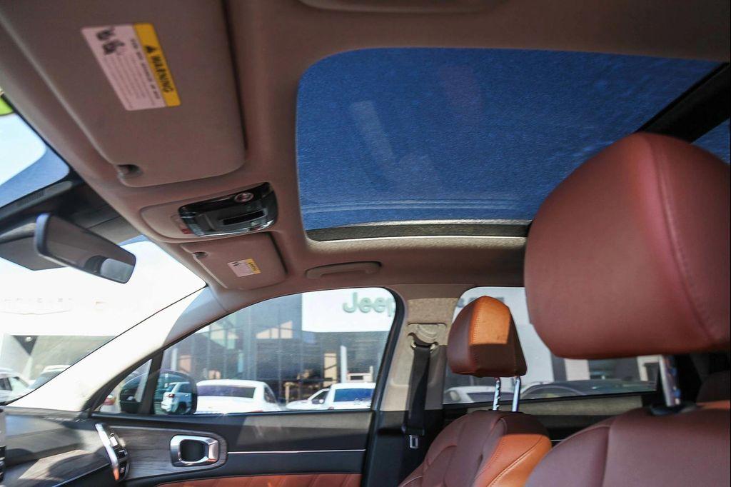 used 2022 Kia Sorento car, priced at $28,991