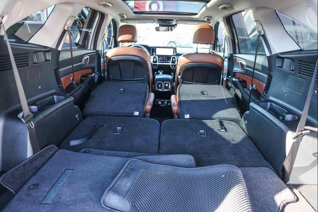 used 2022 Kia Sorento car, priced at $28,991