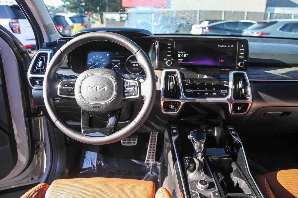 used 2022 Kia Sorento car, priced at $28,991
