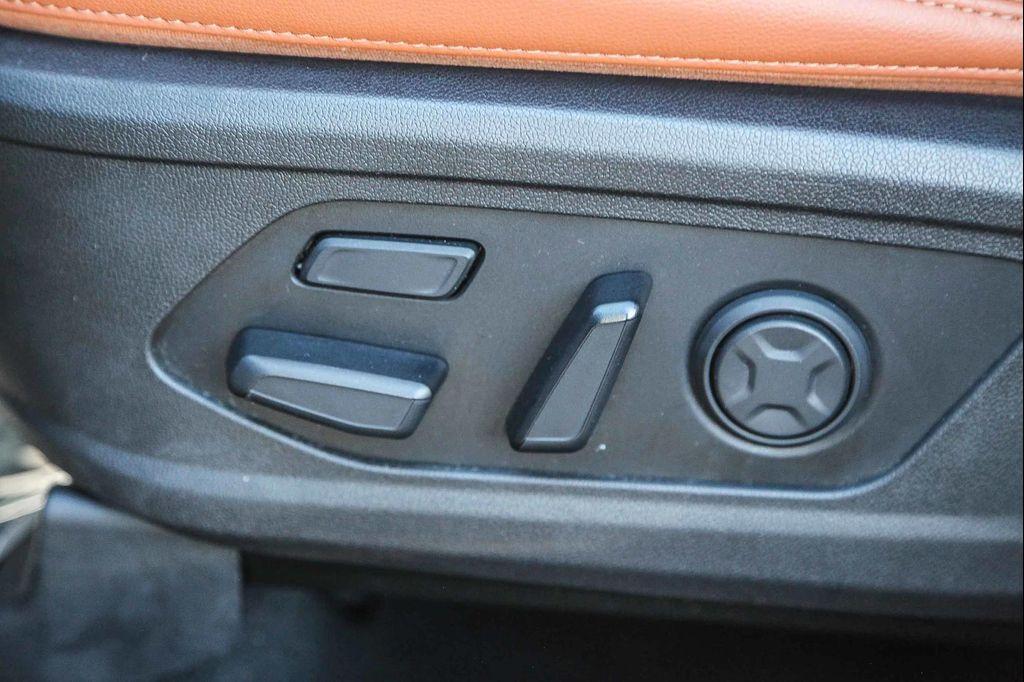 used 2022 Kia Sorento car, priced at $28,991