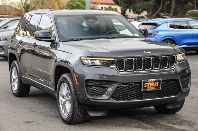 new 2025 Jeep Grand Cherokee car, priced at $36,175