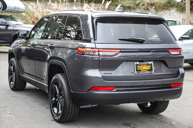 new 2025 Jeep Grand Cherokee car, priced at $47,675