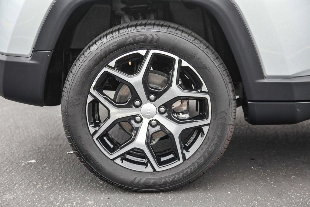 used 2024 Jeep Compass car, priced at $24,999