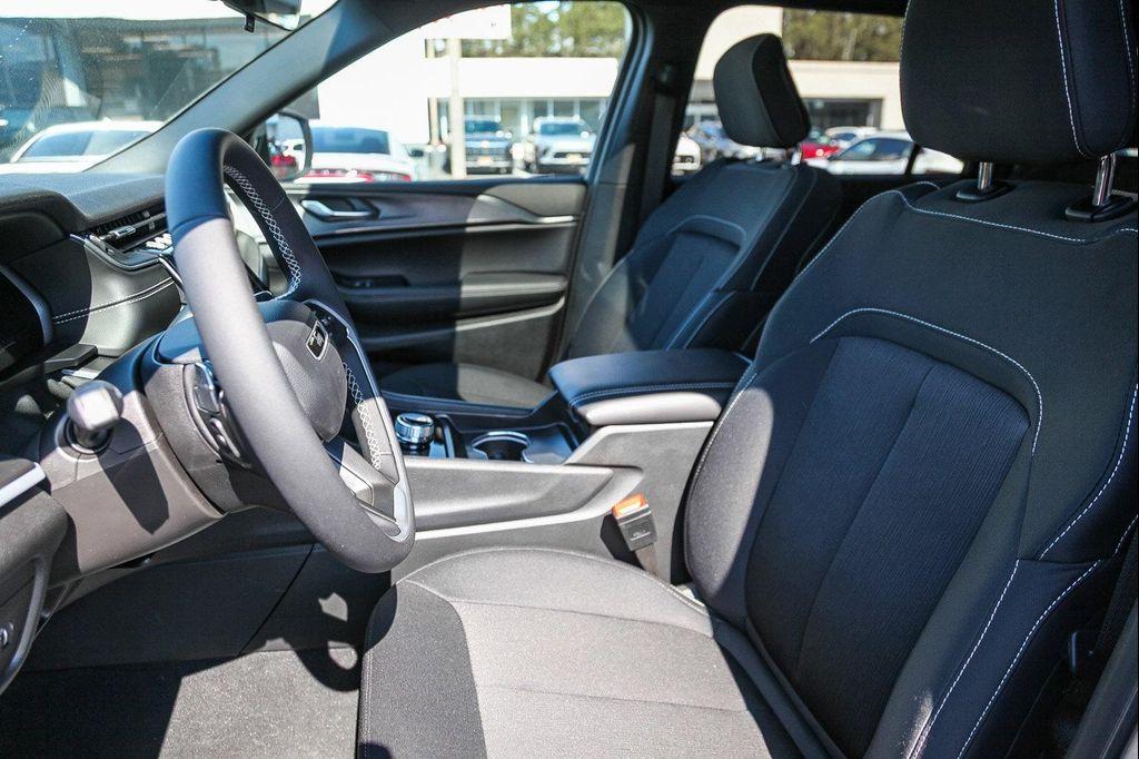 used 2025 Jeep Grand Cherokee L car, priced at $33,899