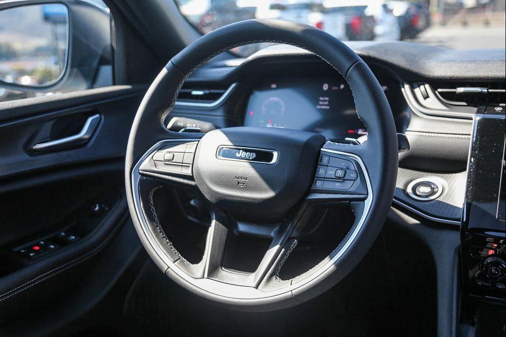 used 2025 Jeep Grand Cherokee L car, priced at $33,899