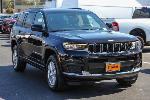 new 2024 Jeep Grand Cherokee L car, priced at $39,175