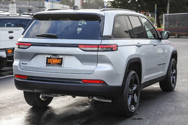 new 2025 Jeep Grand Cherokee car, priced at $43,675