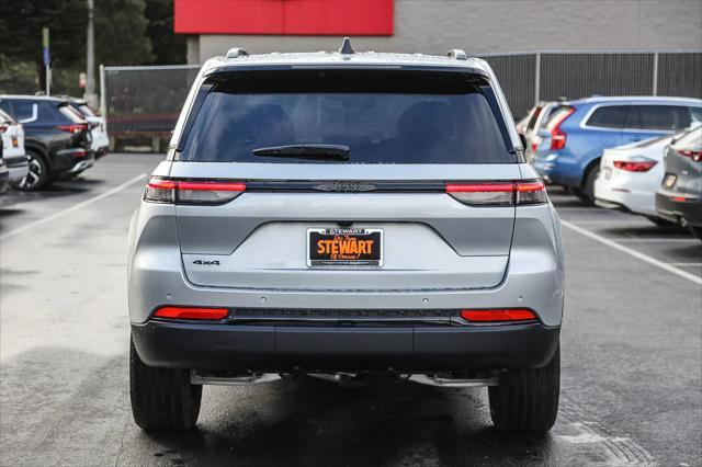 new 2025 Jeep Grand Cherokee car, priced at $43,675