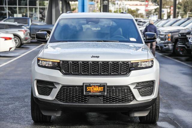 new 2025 Jeep Grand Cherokee car, priced at $47,675