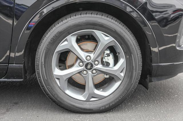 used 2023 Ford Escape car, priced at $19,394