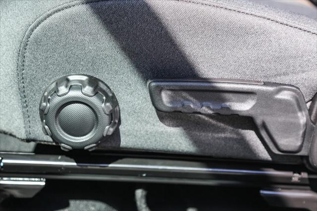 new 2025 Jeep Wrangler car, priced at $46,655