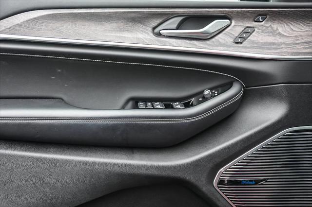 used 2022 Jeep Grand Cherokee car, priced at $36,688
