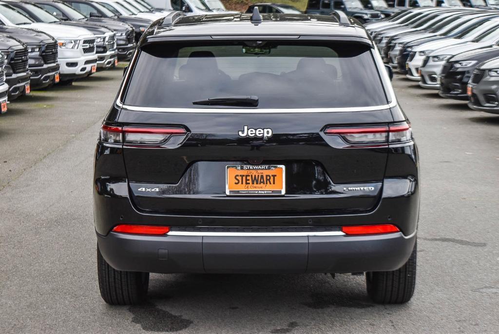 new 2024 Jeep Grand Cherokee L car, priced at $54,585
