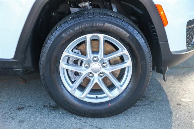 new 2025 Jeep Grand Cherokee L car, priced at $38,580