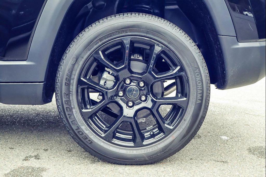 new 2026 Jeep Compass car, priced at $31,335