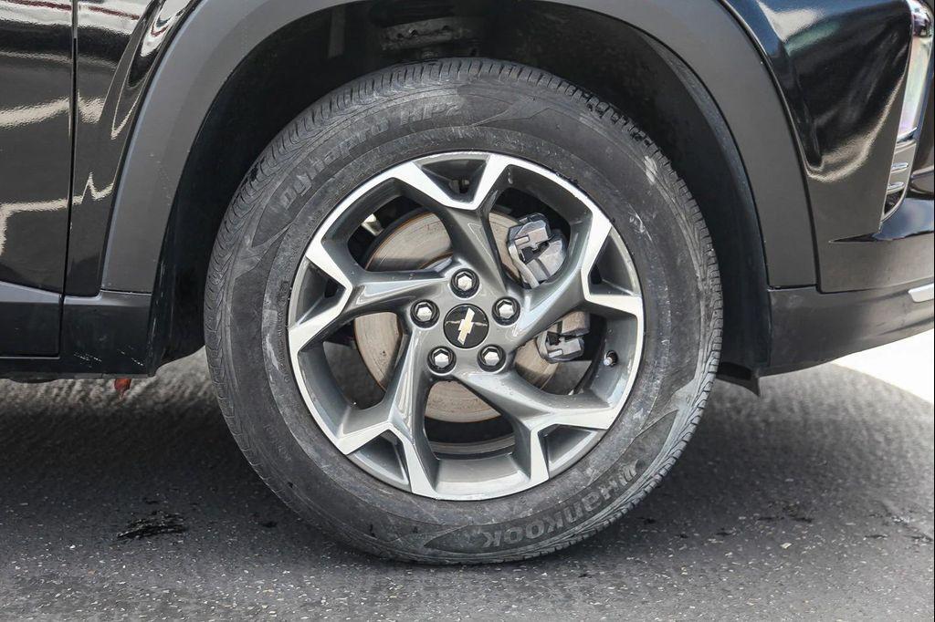 used 2024 Chevrolet Trax car, priced at $22,888