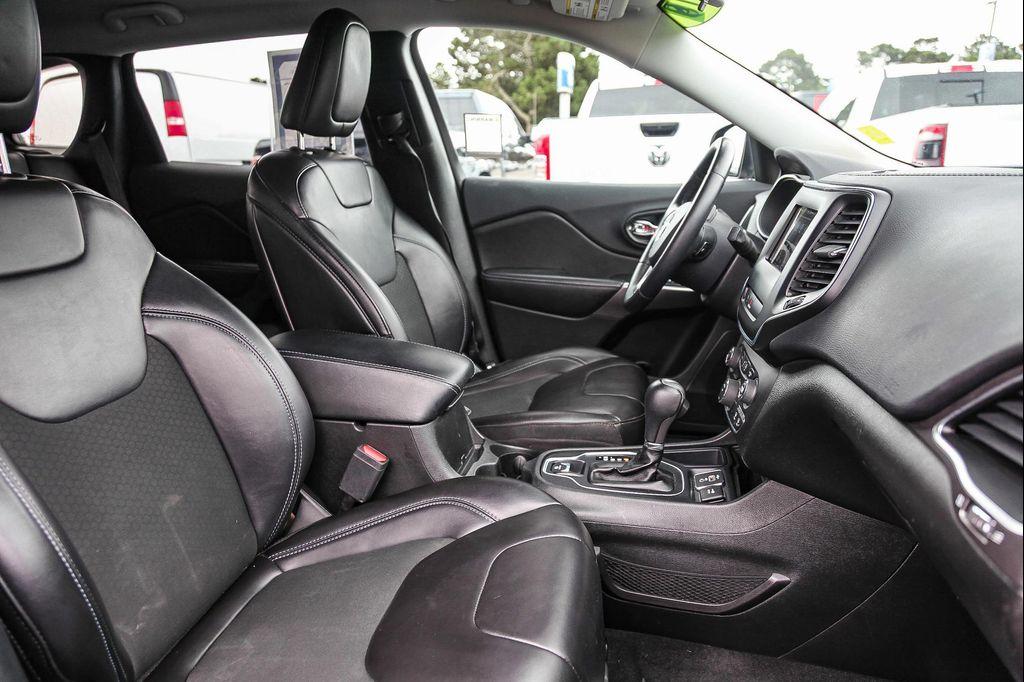 used 2019 Jeep Cherokee car, priced at $13,888