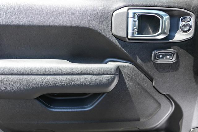 new 2025 Jeep Wrangler car, priced at $56,770