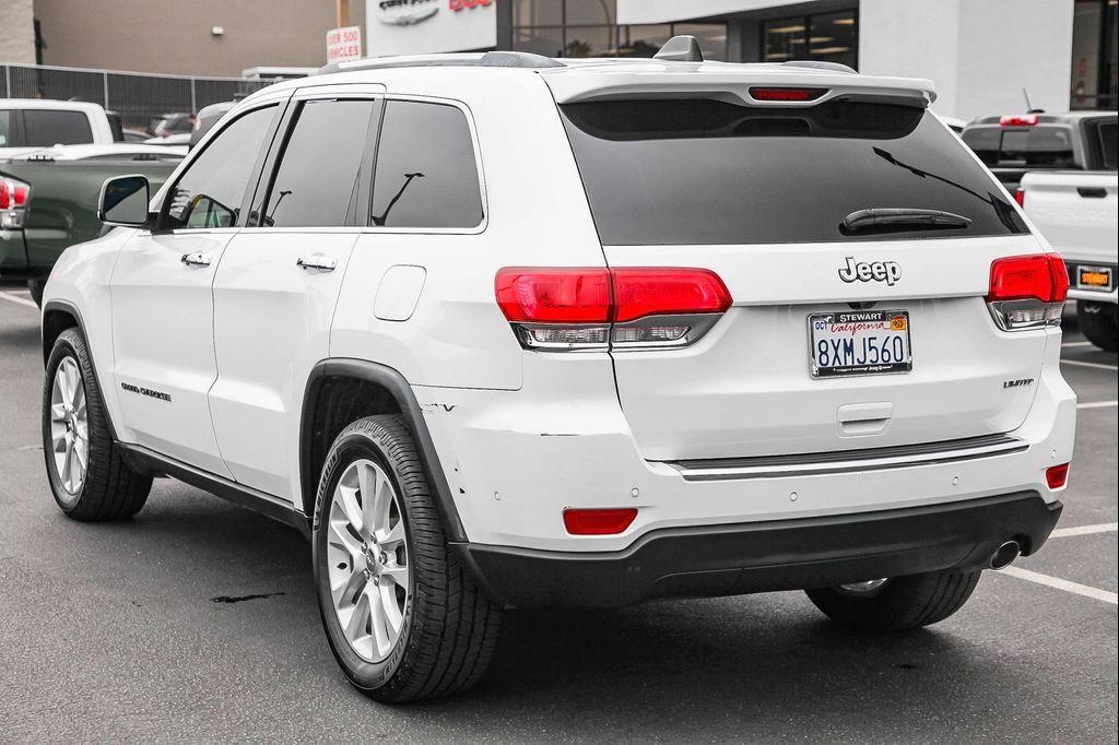 used 2017 Jeep Grand Cherokee car, priced at $12,388