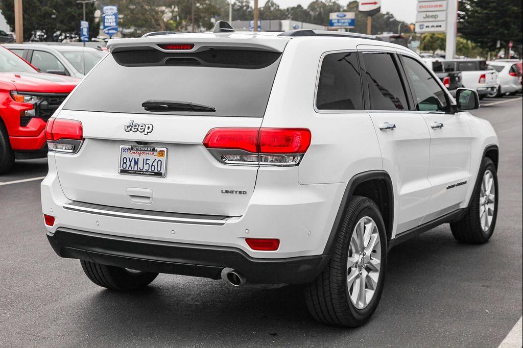 used 2017 Jeep Grand Cherokee car, priced at $12,388