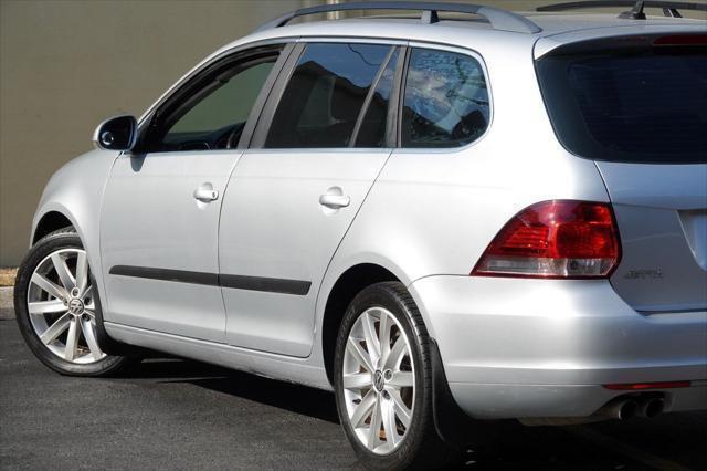 used 2010 Volkswagen Jetta car, priced at $13,875