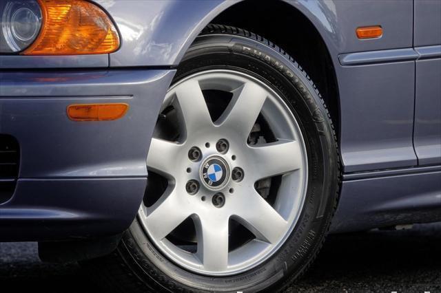 used 2000 BMW 323 car, priced at $9,875
