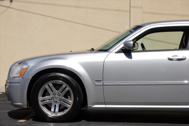 used 2005 Dodge Magnum car, priced at $10,975