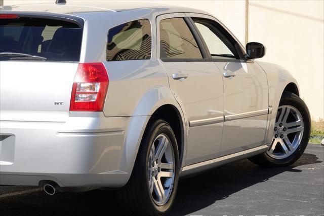 used 2005 Dodge Magnum car, priced at $10,975