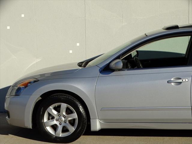 used 2009 Nissan Altima car, priced at $9,950