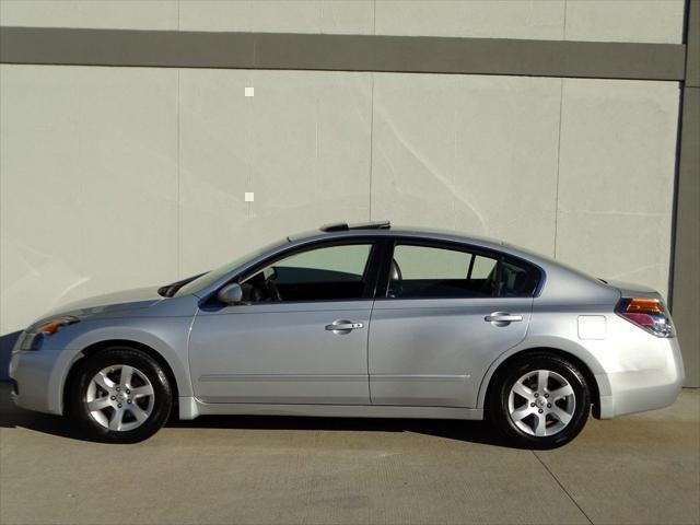 used 2009 Nissan Altima car, priced at $9,950