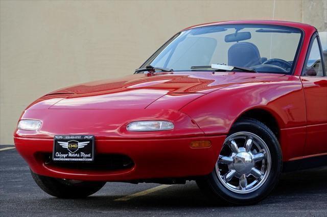used 1992 Mazda MX-5 Miata car, priced at $13,800
