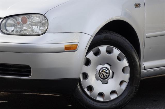 used 2006 Volkswagen Golf car, priced at $5,975