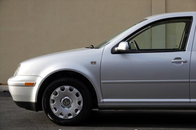 used 2006 Volkswagen Golf car, priced at $5,975