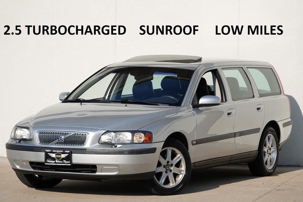 used 2004 Volvo V70 car, priced at $7,500