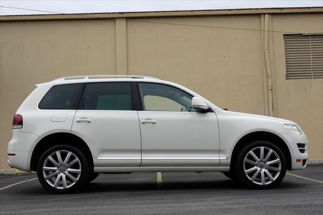 used 2010 Volkswagen Touareg car, priced at $9,975