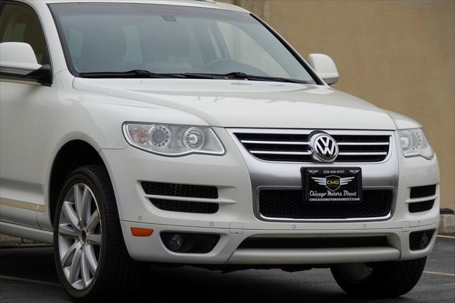 used 2010 Volkswagen Touareg car, priced at $9,975