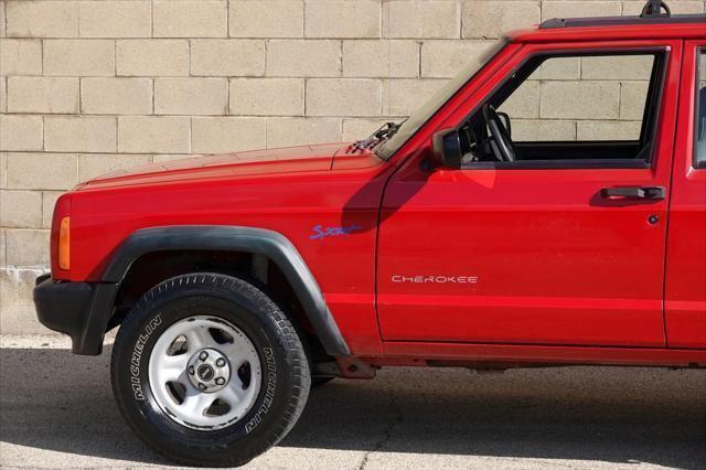used 1998 Jeep Cherokee car, priced at $11,975