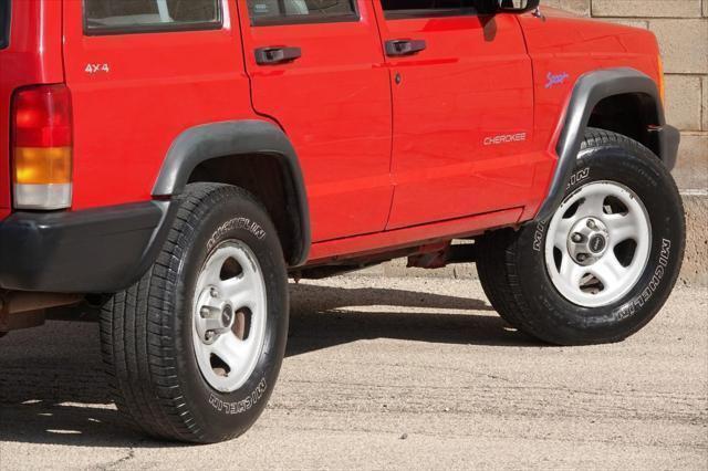 used 1998 Jeep Cherokee car, priced at $11,975