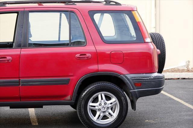 used 2000 Honda CR-V car, priced at $11,875