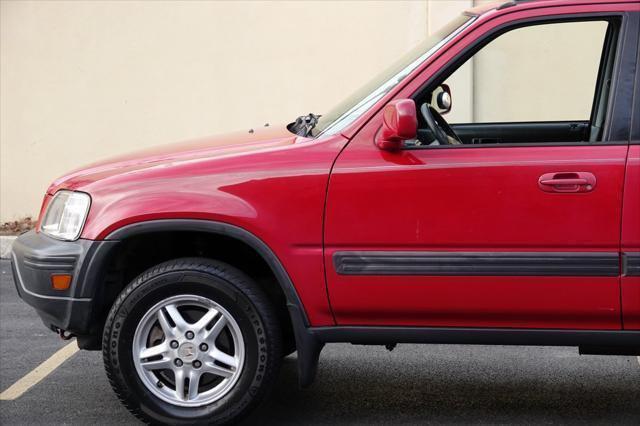 used 2000 Honda CR-V car, priced at $11,875